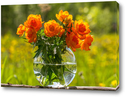  Красивые цветы в стеклянной вазе