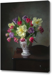   Картина Натюрморт с букетом разноцветных тюльпанов