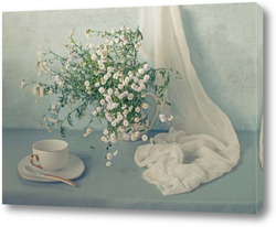   Картина Натюрморт с белыми цветами.