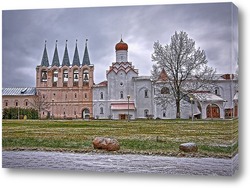   Картина Тихвинский монастырь. Вид изнутри.