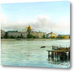    Санкт-Петербург. Панорамный вид через Неву в сторону Исаакиевского собора