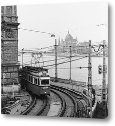  Old tram. Пенсионер.