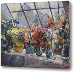    Натюрморт с цветами у окна студии, 1917