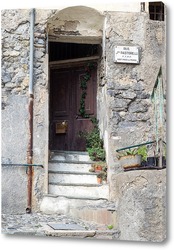    Лестница к входной двери в Саорже