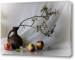   Картина С яблоневой веткой