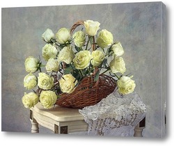  Натюрморт с букетом белых роз