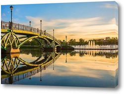   Картина Мост в Царицыно на закате дня