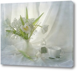   Картина Белые тюльпаны