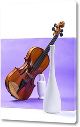   Картина Натюрморт со скрипкой и белыми вазами на фиолетовом фоне