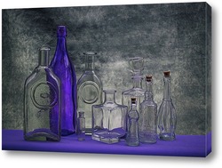  Натюрморт с бутылками на цветном фоне
