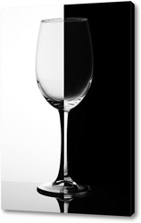  Винный бокал с красным вином