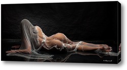   Картина Девушка в мокрой ткани