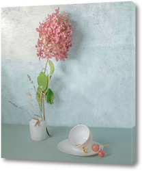   Картина Натюрморт с розовой гортензией.