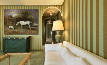 Модульная картина Серый охотник и спаниель