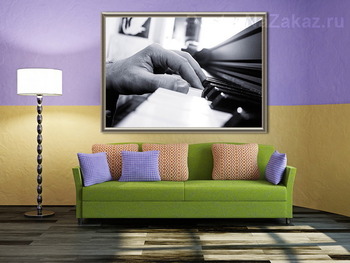 Модульная картина Рука на клавиатуре