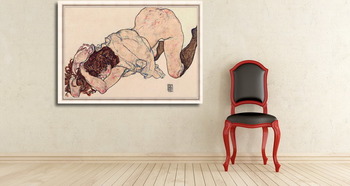 Модульная картина Девушка на коленях,опирающаяся на локти