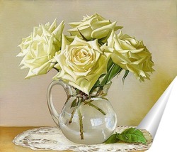  Белые розы в античной вазе