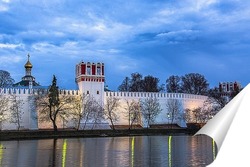 Новодевичий монастырь на закате дня