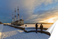  Смольный вечером.