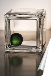   Постер Зеленый шарик и стекло