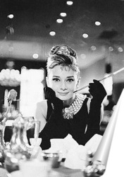  Audrey Hepburn-15