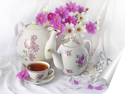  Натюрморт "Чайник и чашка с чаем"