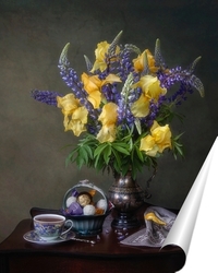   Постер Натюрморт с букетом цветов на чайном столике