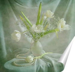   Постер Белые тюльпаны с жемчугом