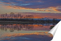  Холм с березой над рекой осенью