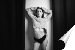   Постер Девушка в черно белом стиле