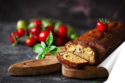  Панкейки с красной смородиной,голубикой и медом на белом фоне
