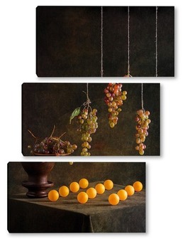 Модульная картина Натюрморт с виноградом и оранжевыми шариками