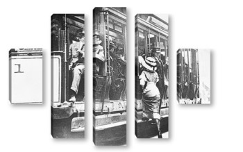 Модульная картина Женщина садящаяся на трамвай,1908г.
