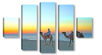 Модульная картина Прогулка на верблюдах