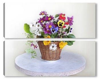 Модульная картина Букет из цветов в лукошке на белом фоне