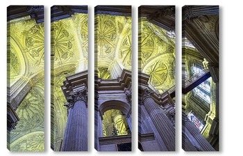 Модульная картина Интерьеры кафедрального собора Малаги